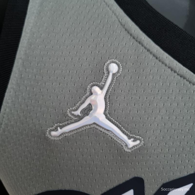 قميص هاردن رقم 75 الذكرى السنوية رقم 13 لبروكلين نتس بروكلين نتس إصدار المدينة الرمادي من الدوري الأمريكي للمحترفين
