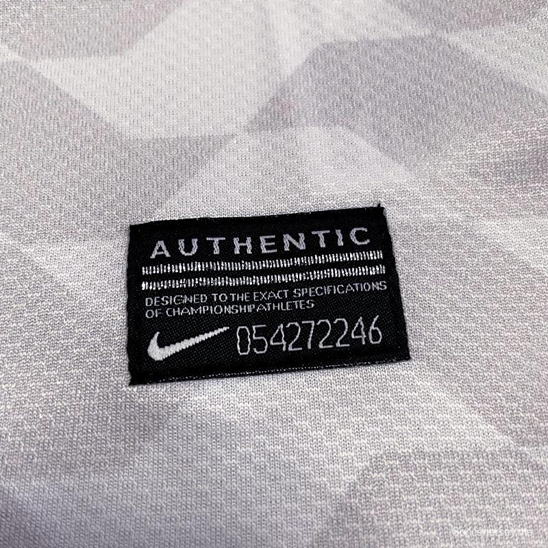 قميص فريق كورينثيانز كورينثيانز الرجعية 11/12 ريترو
