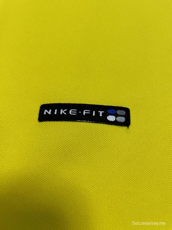 قميص البرازيل 1998 ريترو 1998 لكرة القدم الأساسي للبرازيل
