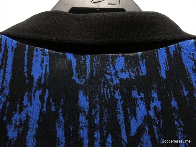 قميص كرة القدم القديم 92/93 لمانشستر يونايتد خارج أرضه
