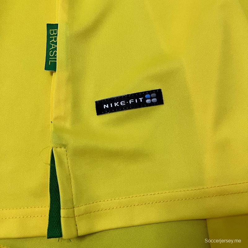 قميص منتخب البرازيل لكرة القدم الأساسي للبرازيل 1997 ريترو 1997
