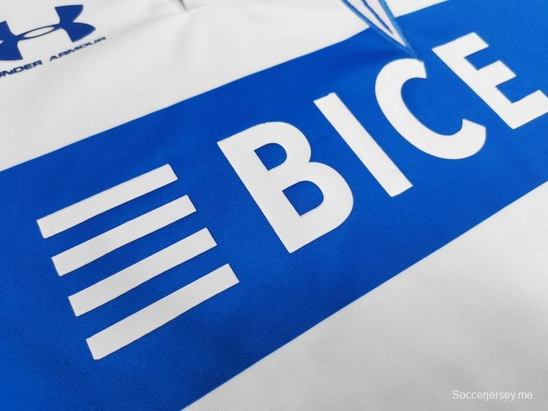 قميص نادي ديبورتيفو ديبورتيفو يونيفرسيداد كاتوليكا للأطفال 2021/22 ريترو 2021/22
