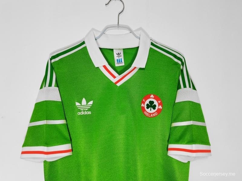 قميص أيرلندا القديم 1988/90 قميص أيرلندا القديم لكرة القدم المحلي
