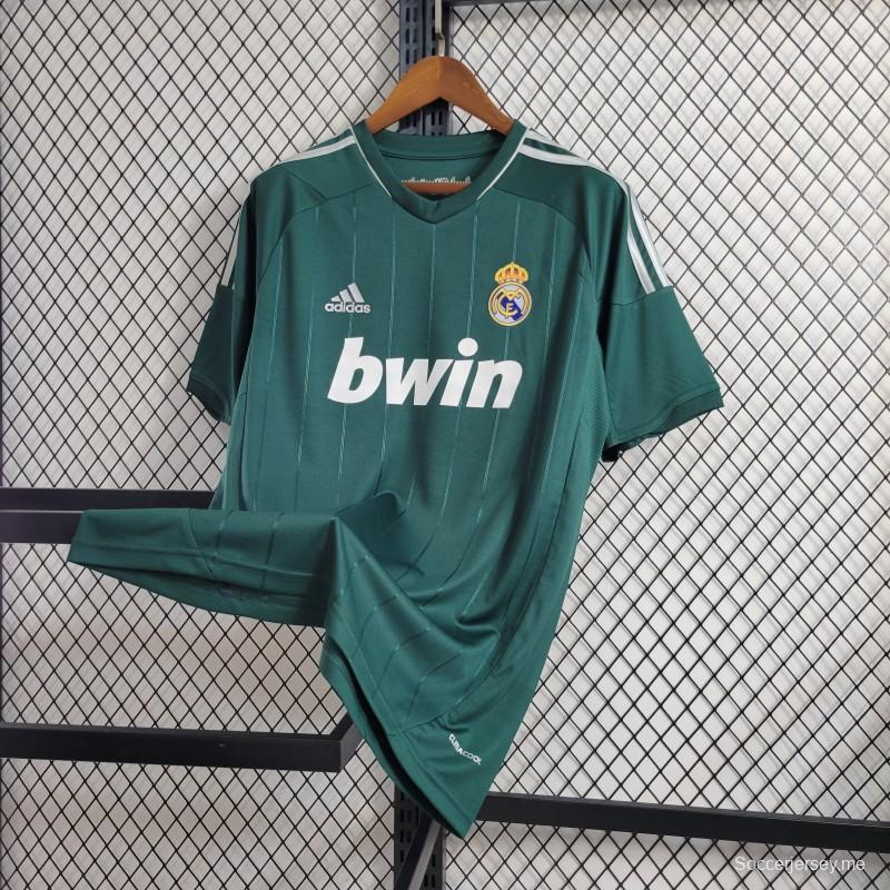 قميص ريترو 2012/13 ريال مدريد الثالث أخضر اللون أخضر قديم
