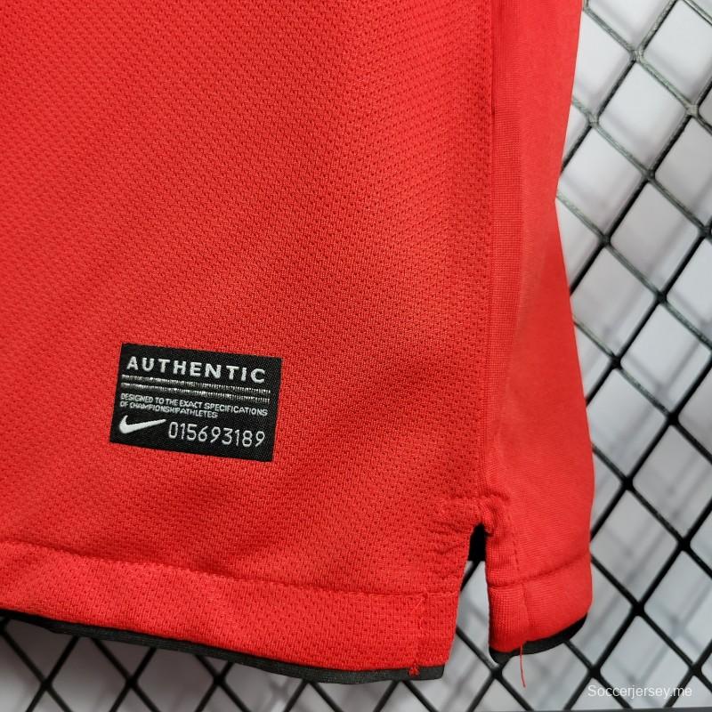 قميص فريق مانشستر يونايتد 10-11 ريترو 10-11 هوم جيرسي
