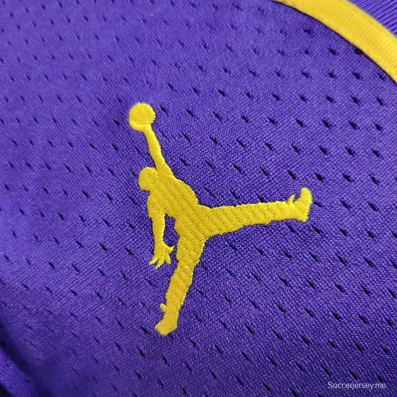 2023 قميص دوري كرة السلة الأمريكي للمحترفين ليكرز ليكرز 2023 باللون البنفسجي
