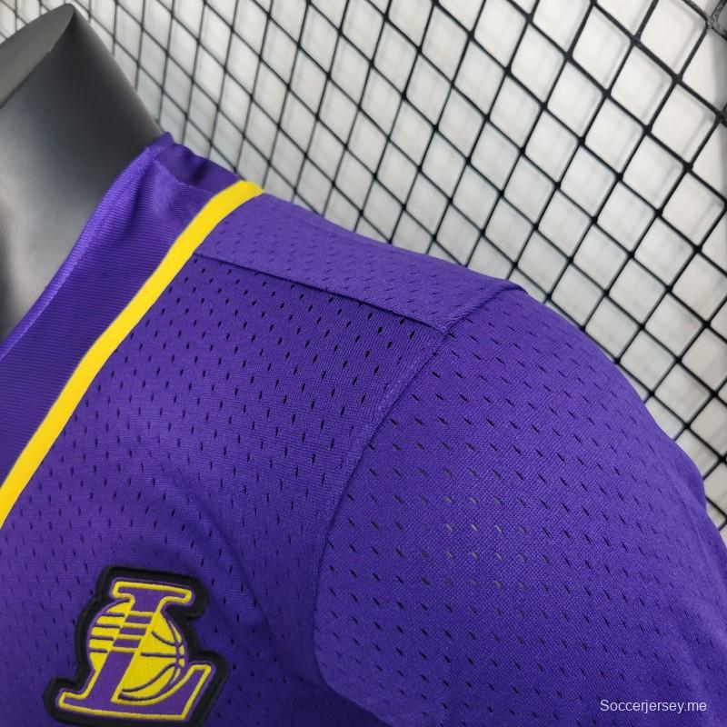 2023 قميص دوري كرة السلة الأمريكي للمحترفين ليكرز ليكرز 2023 باللون البنفسجي
