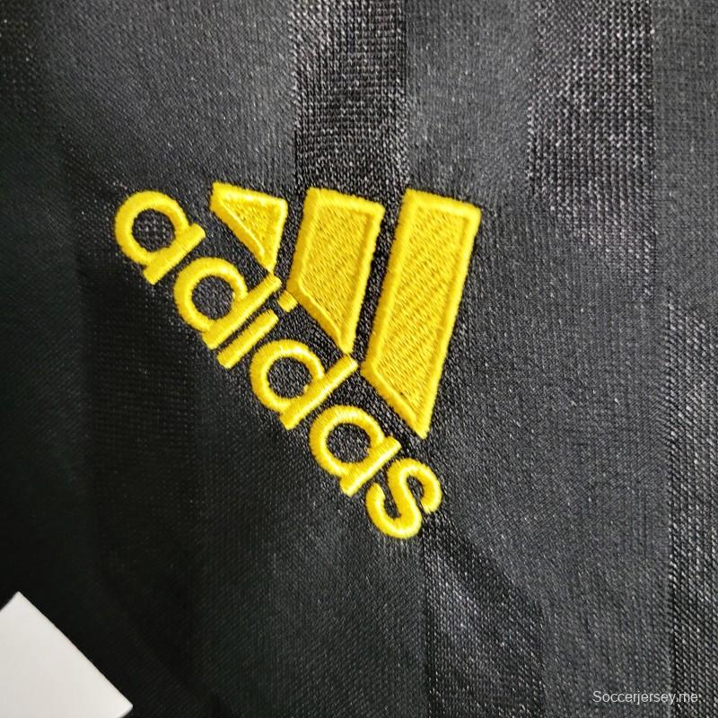 قميص ريترو 2011/12 ريال مدريد الرجعية 2011/12 خارج الديار
