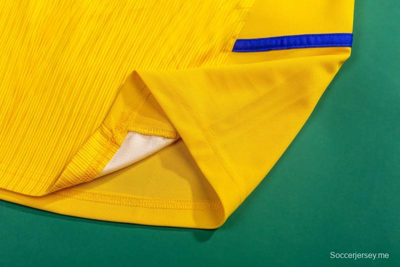 القميص الأصفر الثالث ليدز يونايتد ليدز يونايتد 02/03 ريترو 02/03
