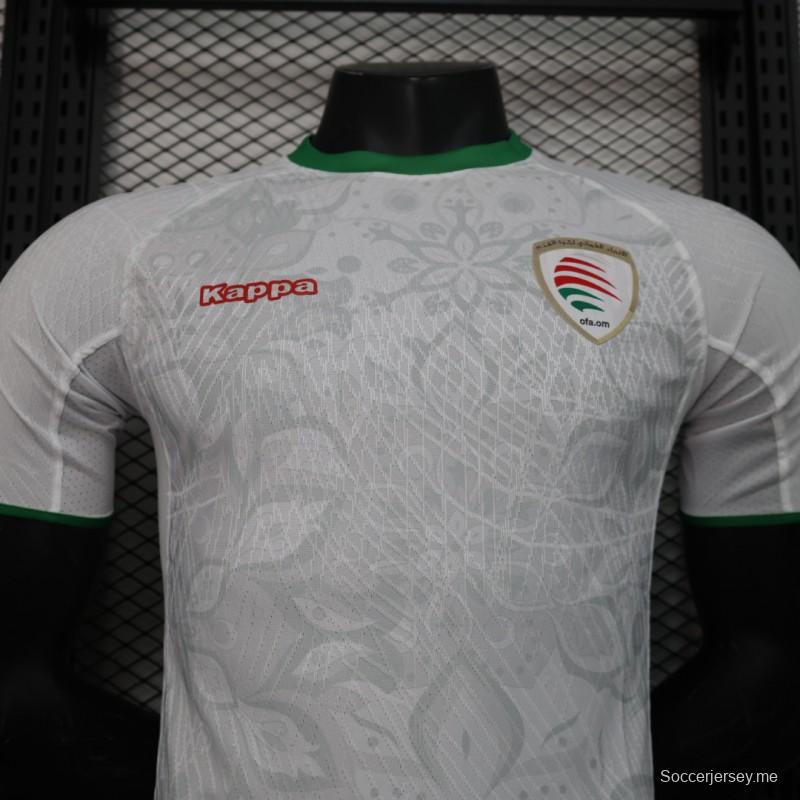 إصدار اللاعب 2024 قميص أبيض خارجي عماني 2024

