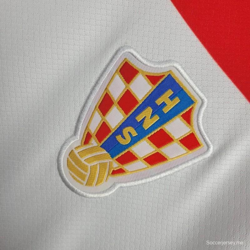 24/25 كرواتيا 24/25 كرواتيا هوم جيرسي
