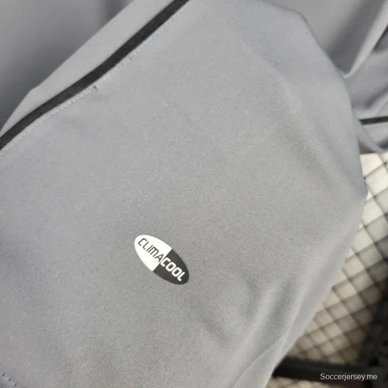 قميص ريترو 05/06 ريال مدريد الثالث الرمادي القديم 05/06
