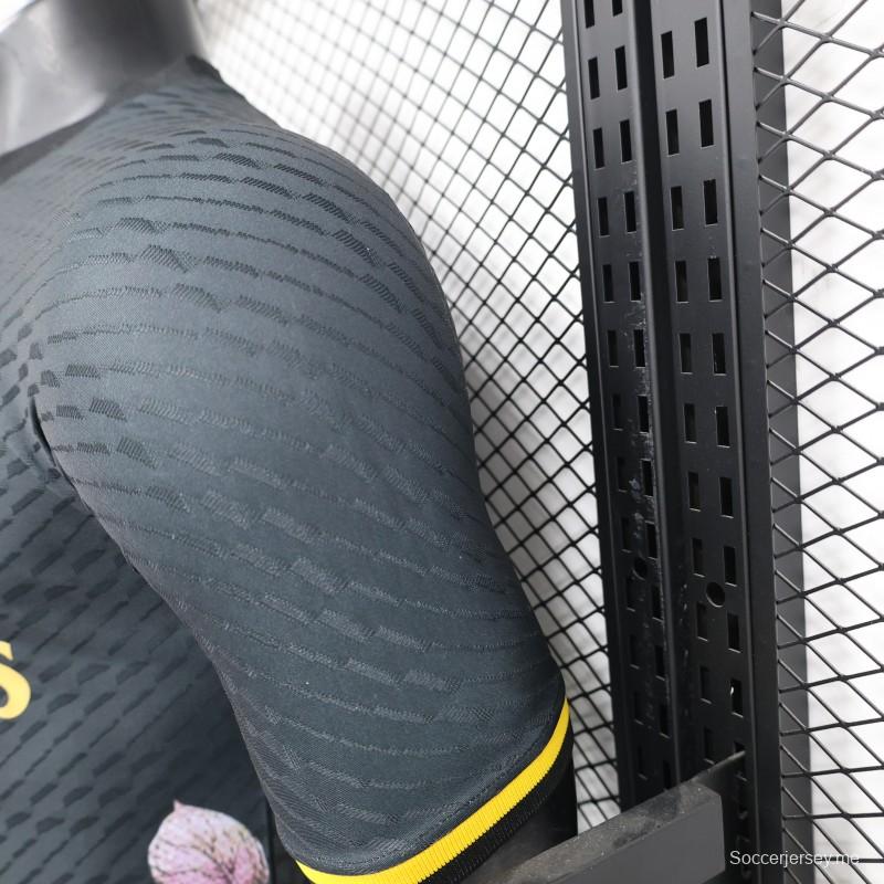 إصدار اللاعب 2024 ريال مدريد × Y3 قميص خاص أسود خاص 2024 ريال مدريد × Y3
