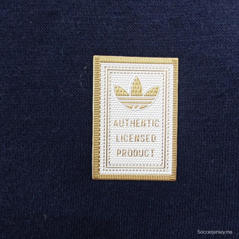 24/25 بايرن ميونيخ 24/25 هودي بايرن ميونيخ أزرق/أحمر/أسود/بيج/رمادي مع شارة سوداء