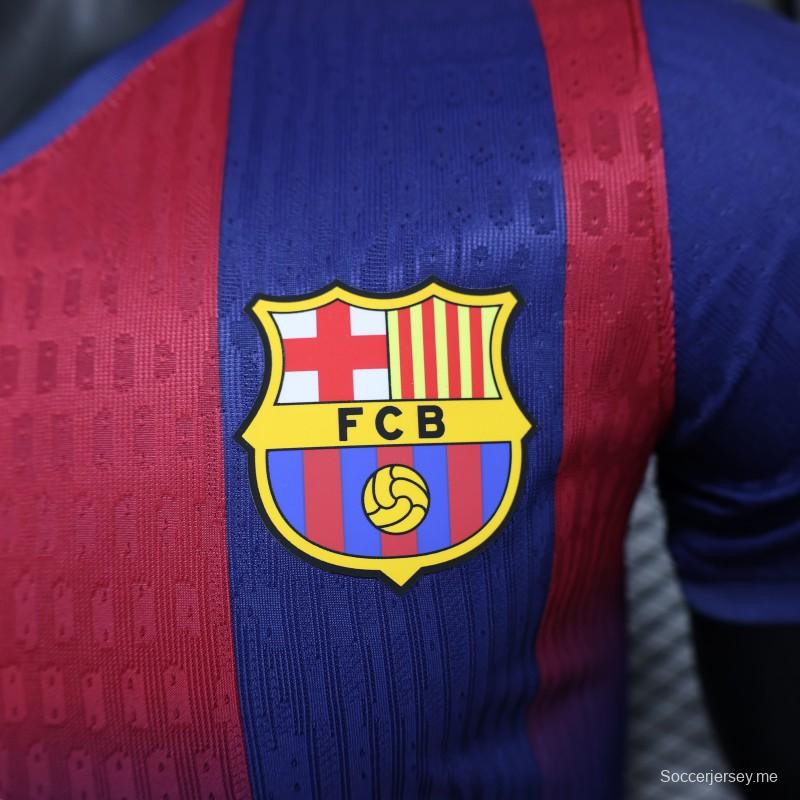 نسخة اللاعب 25/26 قميص برشلونة المسرب 25/26 على أرض برشلونة