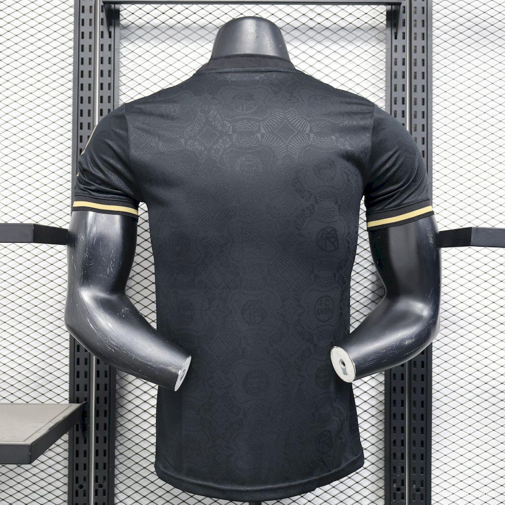 2024/25 نسخة اللاعب 2024/25 قميص أسود بمناسبة الذكرى 125 لتأسيس بايرن ميونيخ