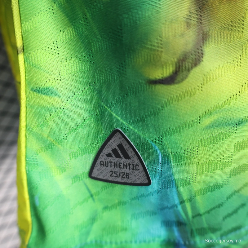 إصدار 25/26 لاعب 25/26 نسخة ريال مدريد الخاصة