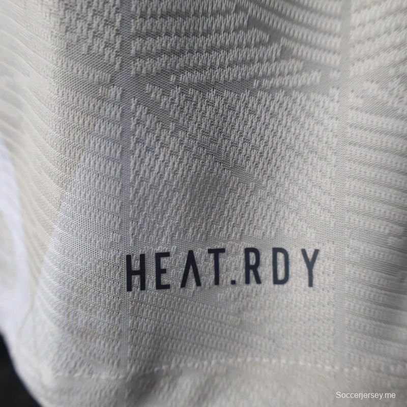 25/26 نسخة خاصة للاعب بايرن ميونيخ بايرن ميونيخ بولو الإصدار الخاص