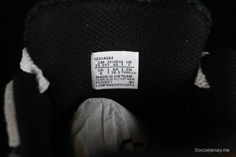 Asics Tiger GEL-1130 Low-Top Retro Running Shoes with GEL Cushioning and Durable Outsole - 1201A924-300