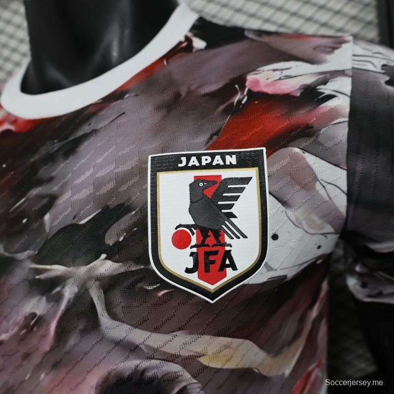 نسخة اللاعب 2025 منتخب اليابان 2025 قميص منتخب اليابان أسود اللون مع قميص بتصميم ون بيس جير 5 لوفي