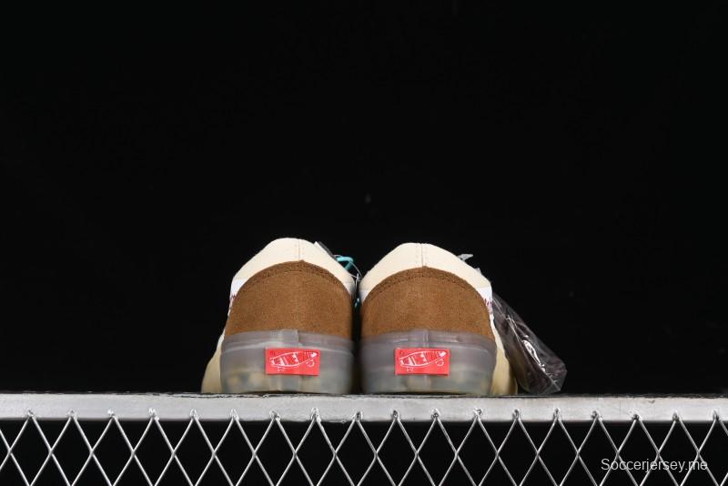 Vans Classics Knu Skool Low-Top Casual Sneakers with White Suede and Gum Sole - VN000CRPGRN