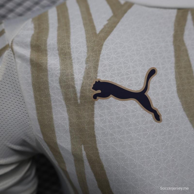 إصدار اللاعب 25/26 قميص الهلال أبيض بخطوط ذهبية