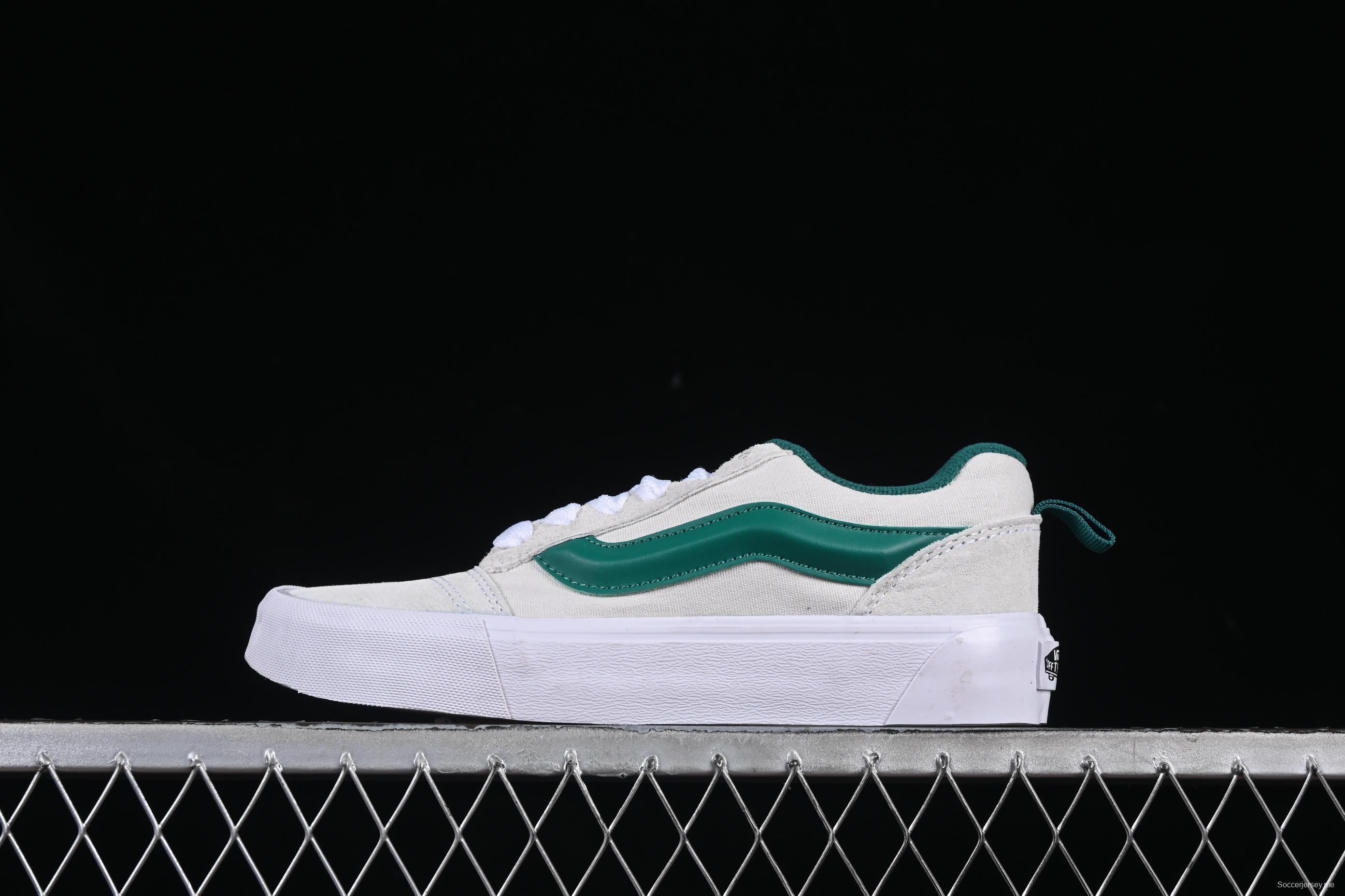 Vans Knu Skool Low-Top Retro Chunky Sneakers - VN000D6CJBG