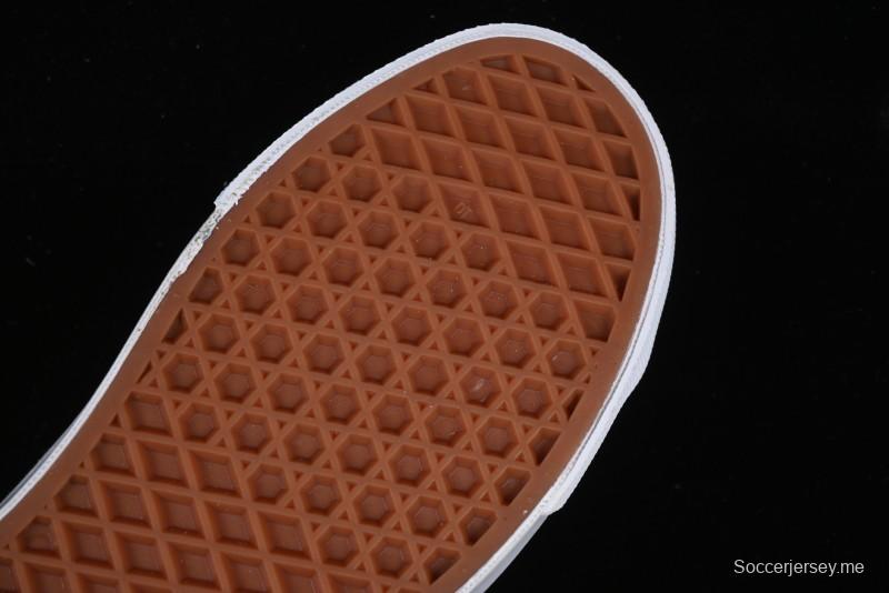 Vans Old Skool 36 Low-Top Retro Skate Shoes - VN000D57TBR