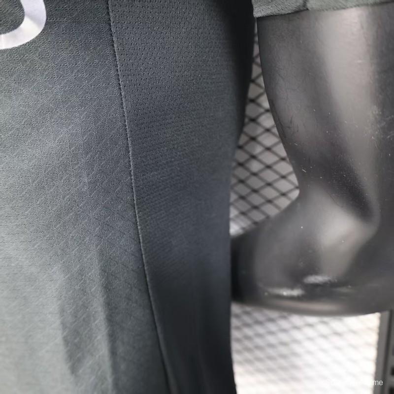 نسخة اللاعب 25/26 قميص مانشستر سيتي الاختباري الأسود لمانشستر سيتي 25/26