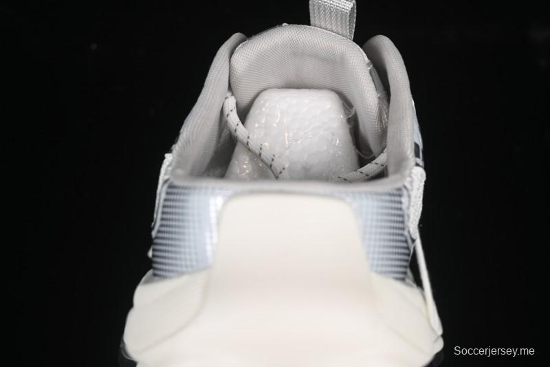 حذاء رياضي ذو رباط بتصميم نجمة بتصميم نجمة بأربطة مجوفة مع زيادة ارتفاع 5 سم - G25U9789