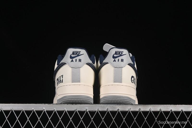 حذاء نايك اير فورس 1 '07 المنخفض من نايكي، حذاء رياضي كاجوال بتعاون غوتشي باللون الرمادي والأزرق - XS1958-543