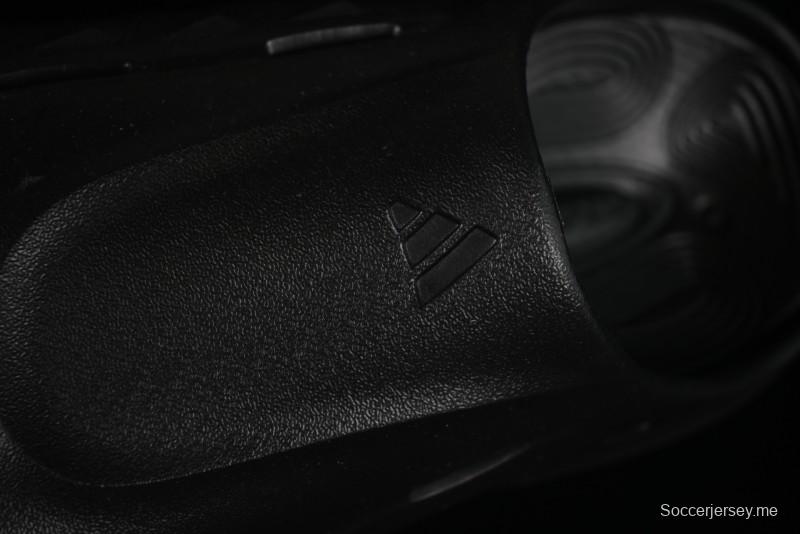 صنادل أديداس أوزويف سيلدج JR6761 أحذية الطهاة الجيل الثاني من الصنادل ذات المنصة المبطنة للأب - JR6761