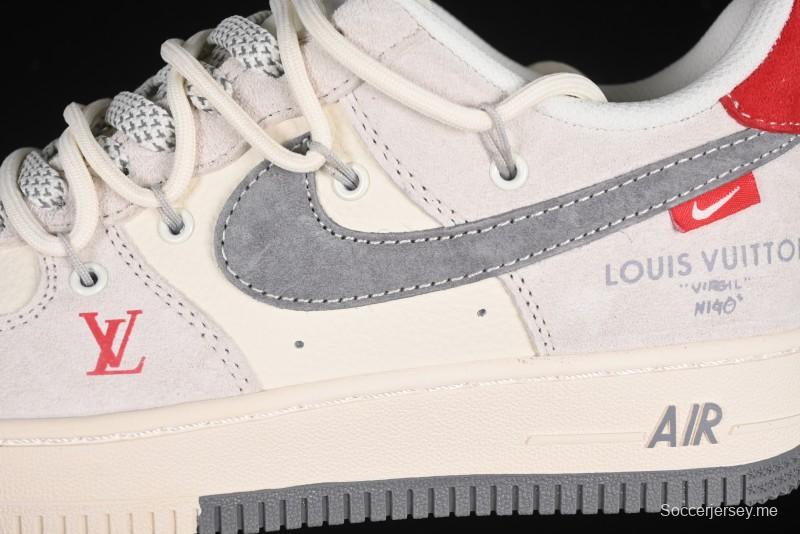 حذاء نايك اير فورس 1 '07 المنخفض من نايك اير فورس 1 '07 LV Collaboration بلونين أحمر بكعب أحمر برباط كاجوال - DM686868-084