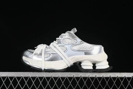 حذاء رياضي ذو رباط بتصميم نجمة بتصميم نجمة بأربطة مجوفة مع زيادة ارتفاع 5 سم - G25U9789