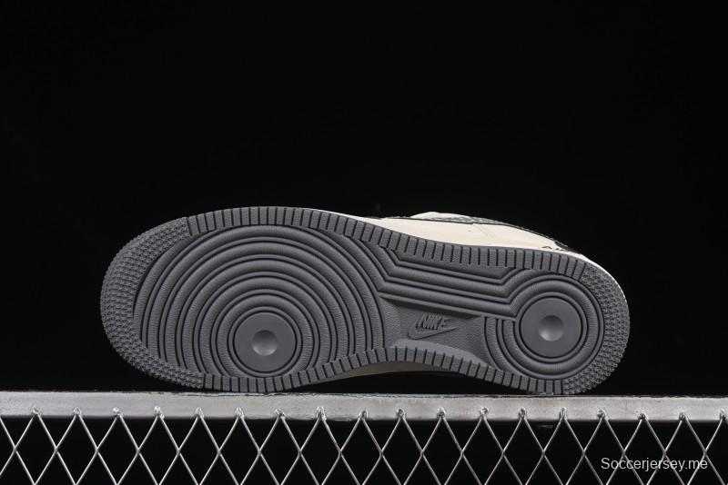 حذاء نايك اير فورس 1 '07 المنخفض من نايك اير فورس 1 '07 من بابي سنيكرز سنيكرز سوش ستار سووش كاجوال - XS1958-570