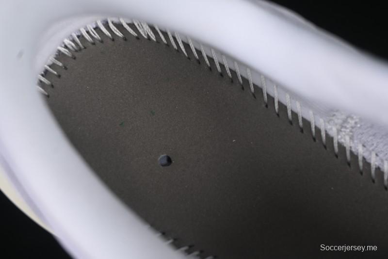 حذاء الجري زوم ريفال فلاي 4 من نايك زوم ريفال فلاي 4 خفيف الوزن وسريع الاستجابة بتقنية فلاي نت وريكت - FV6040-102