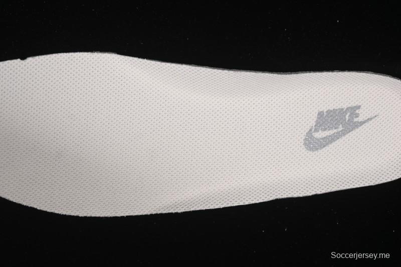 حذاء نايك اير فورس 1 '07 منخفض من نايك اير فورس 1 '07 LV Collaboration باللون البيج الرمادي مع أفعى سووش سنيكرز كاجوال - XX3168-130