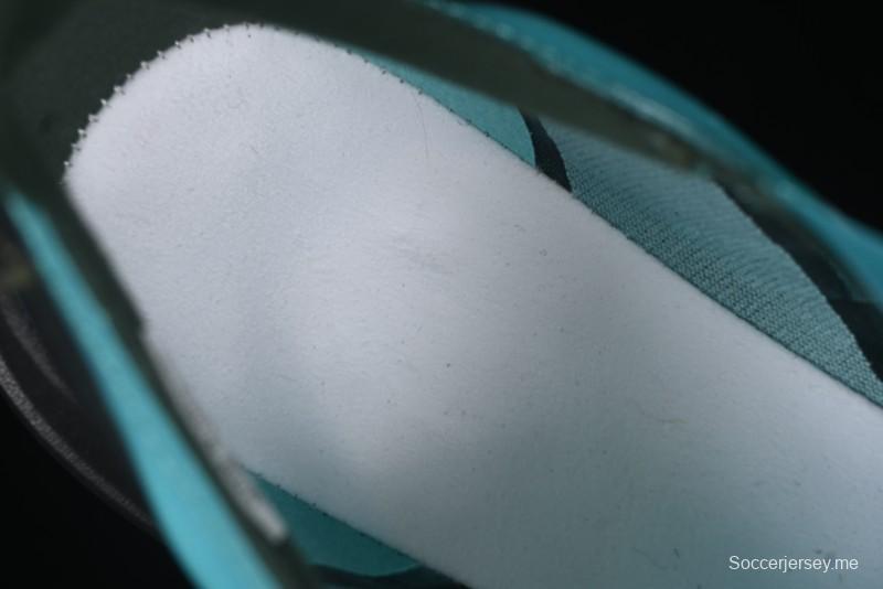 حذاء الجري أديزيرو إيفو أديزيرو إيفو خفيف الوزن ومبطن مسامي خفيف الوزن - IH5588