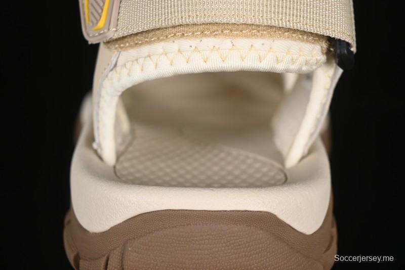 صندل صيفي بحزام كمفورت سبيد كومفورت من إيكو بتصميم مضاد للانزلاق - 63602601002