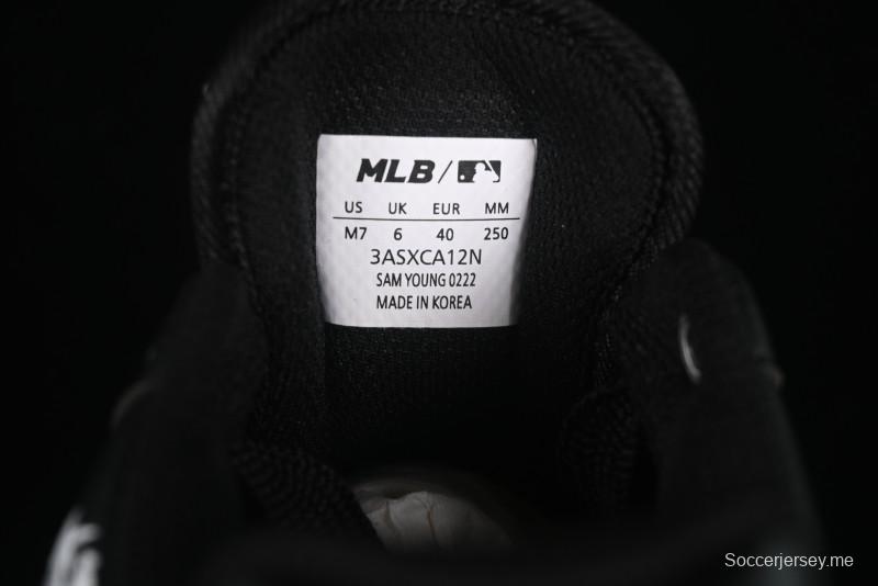 حذاء رياضي مخصص من منصة مكتنزة ذات بطانة مكتنزة من نيويورك يانكيز MLB - 3ASXXCA12N50WHS