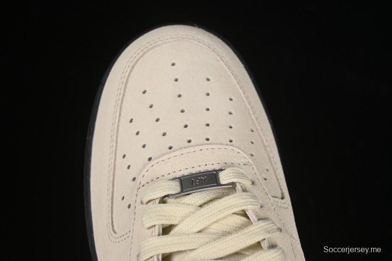 حذاء رياضي نايك اير فورس 1'07 منخفض كاجوال مع وسادة هوائية كاملة الطول - HQ1966-200