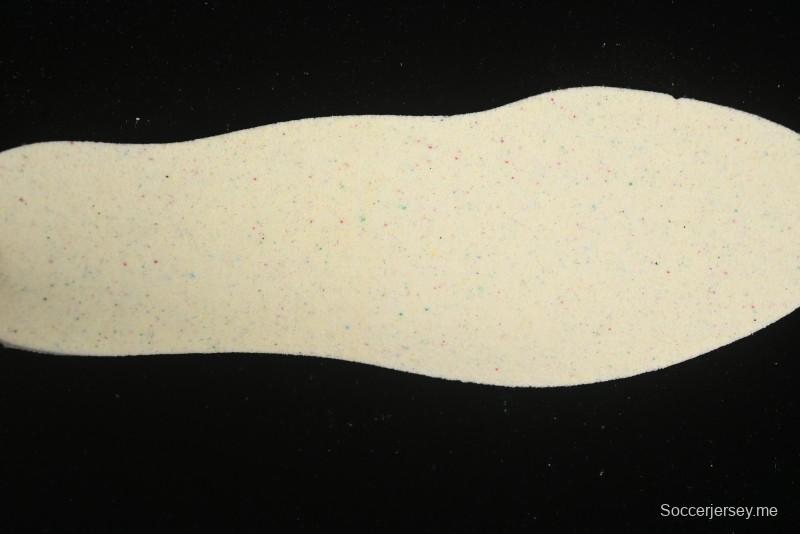 أديداس أوريجينالز جازيل من أديداس أوريجينالز حذاء رياضي داخلي كاجوال مقاوم للانزلاق ومقاوم للاهتراء - JI2061