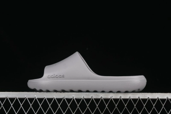 صندل زنسوري من أديداس - JP9579