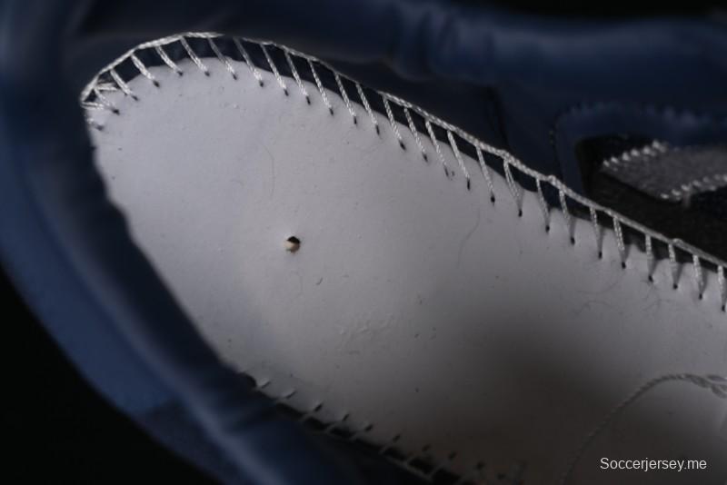 حذاء رياضي كاجوال بحافة مسننة من أديداس كلوت × سوبرستار شيل تو في تصميم حافة مسننة - IH3644