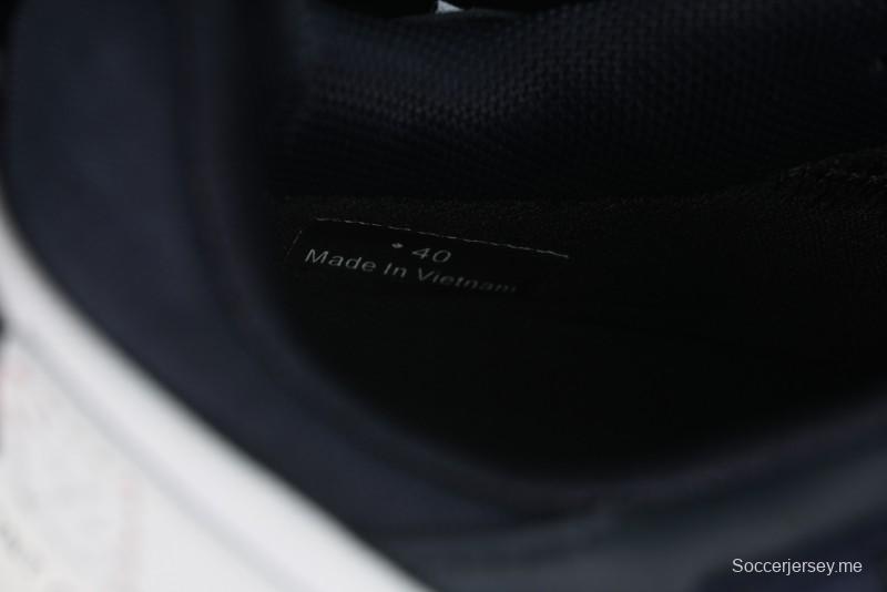 حذاء المشي لمسافات طويلة تريلجريب جي تي إكس من مونكلر مع تقنية كوردورا ريبستوب وجور تكس المقاومة للماء - M00150M6291