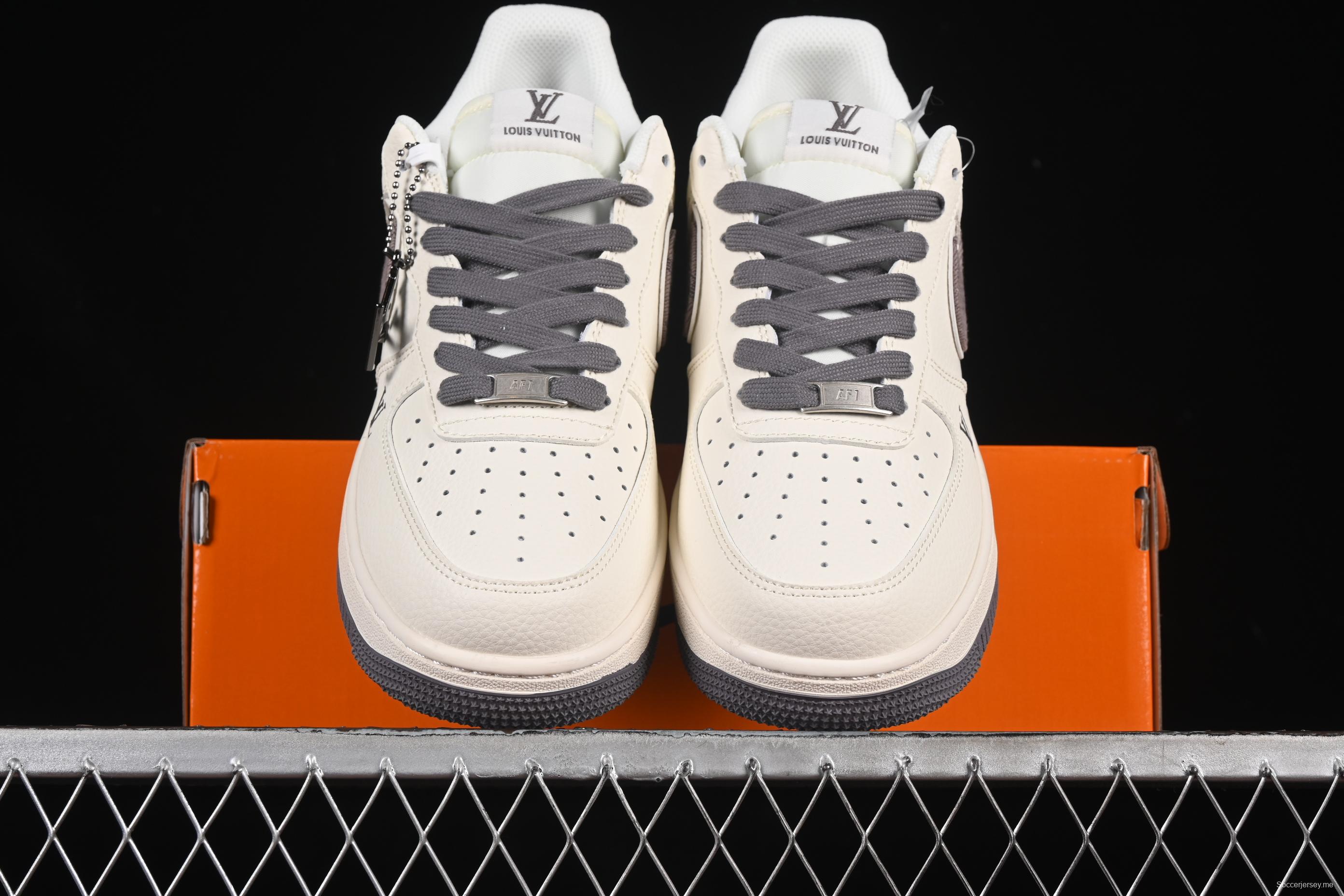 حذاء نايك اير فورس 1'07 المنخفض من نايك اير فورس 1'07 لون رمادي دنيم سووش سنيكرز كاجوال - XX3168-136