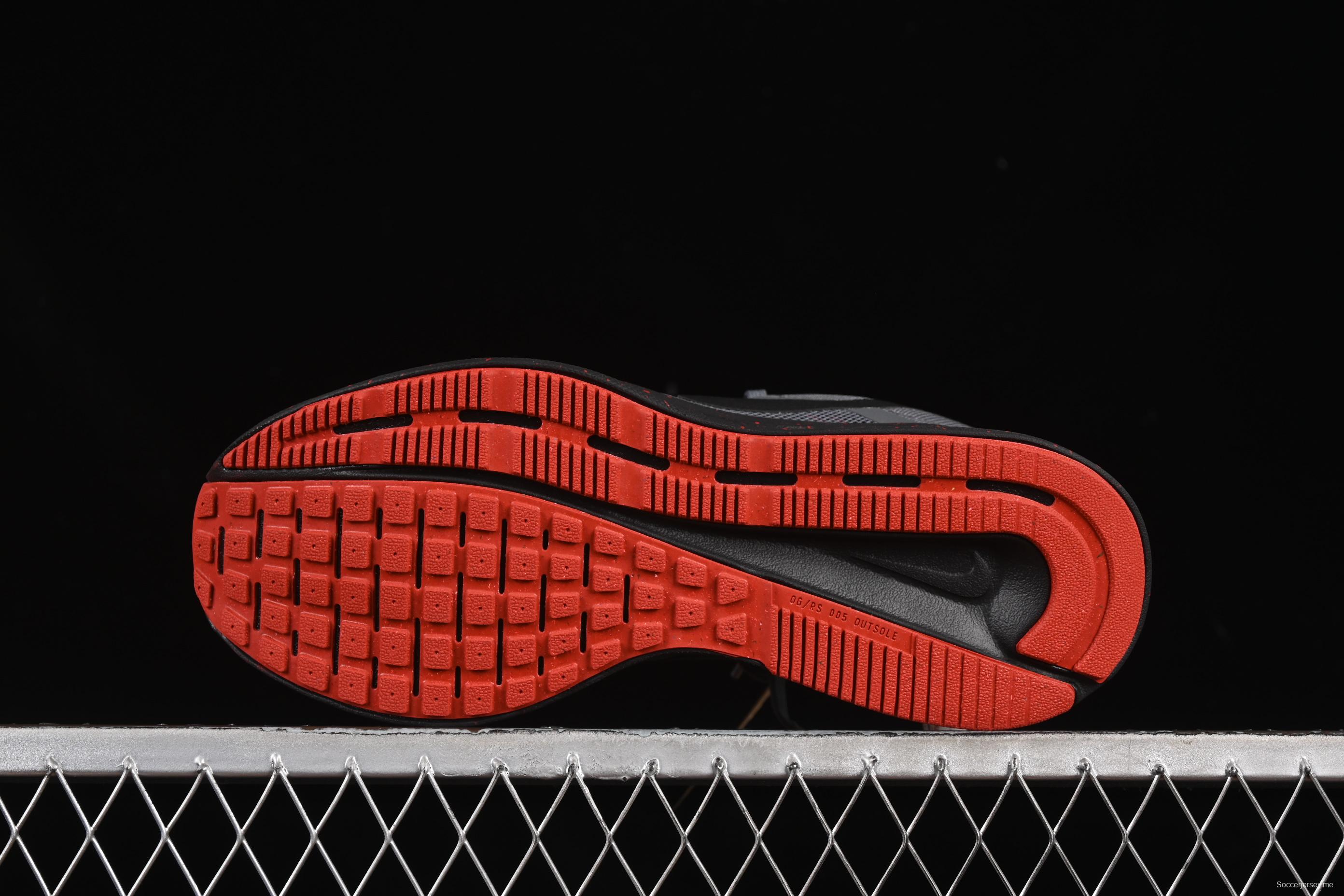 حذاء الجري رن سويفت 3 من نايك رن سويفت 3 الشبكي المبطن القابل للتنفس - IB3972-021