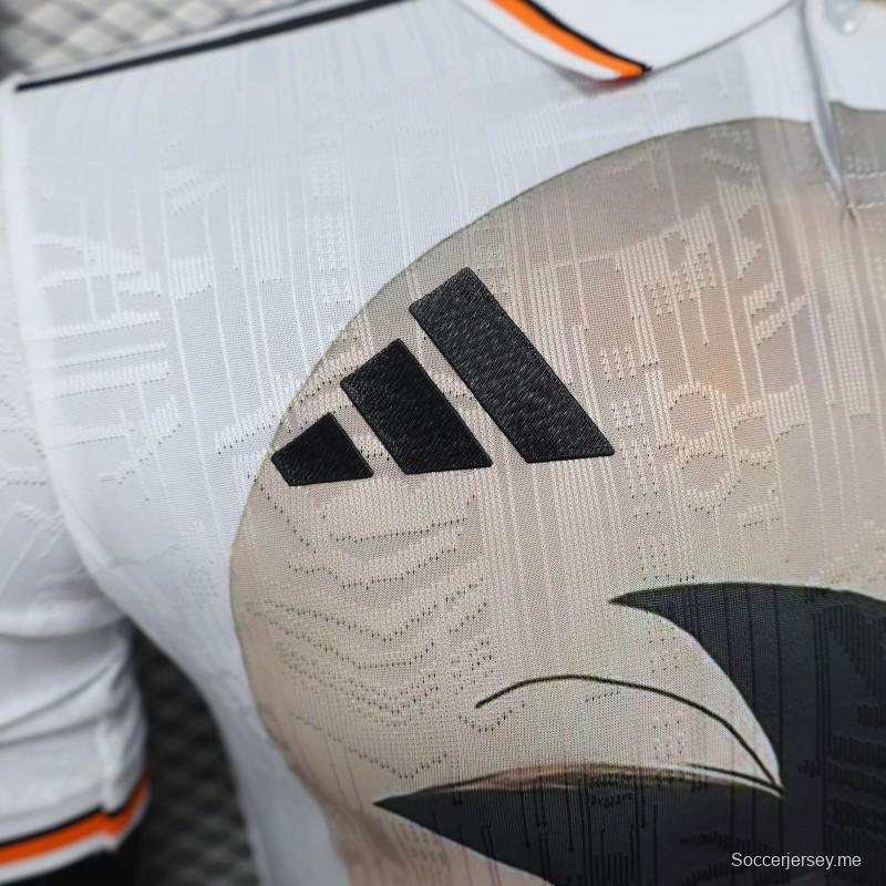 إصدار اللاعب 2025 قميص أبيض ياباني مع قميص دراغون بول غوكو جرافيك