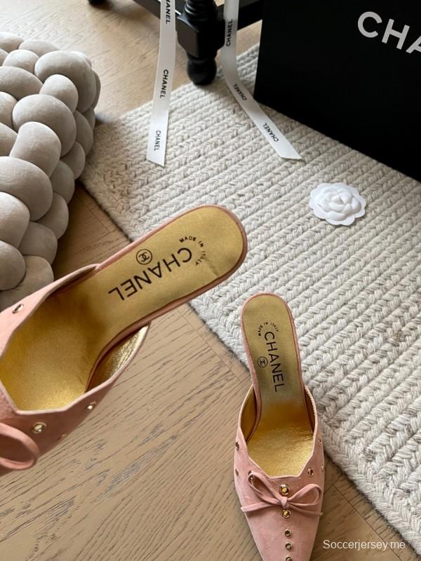 2025 Women Chanel Pink Suede Mules