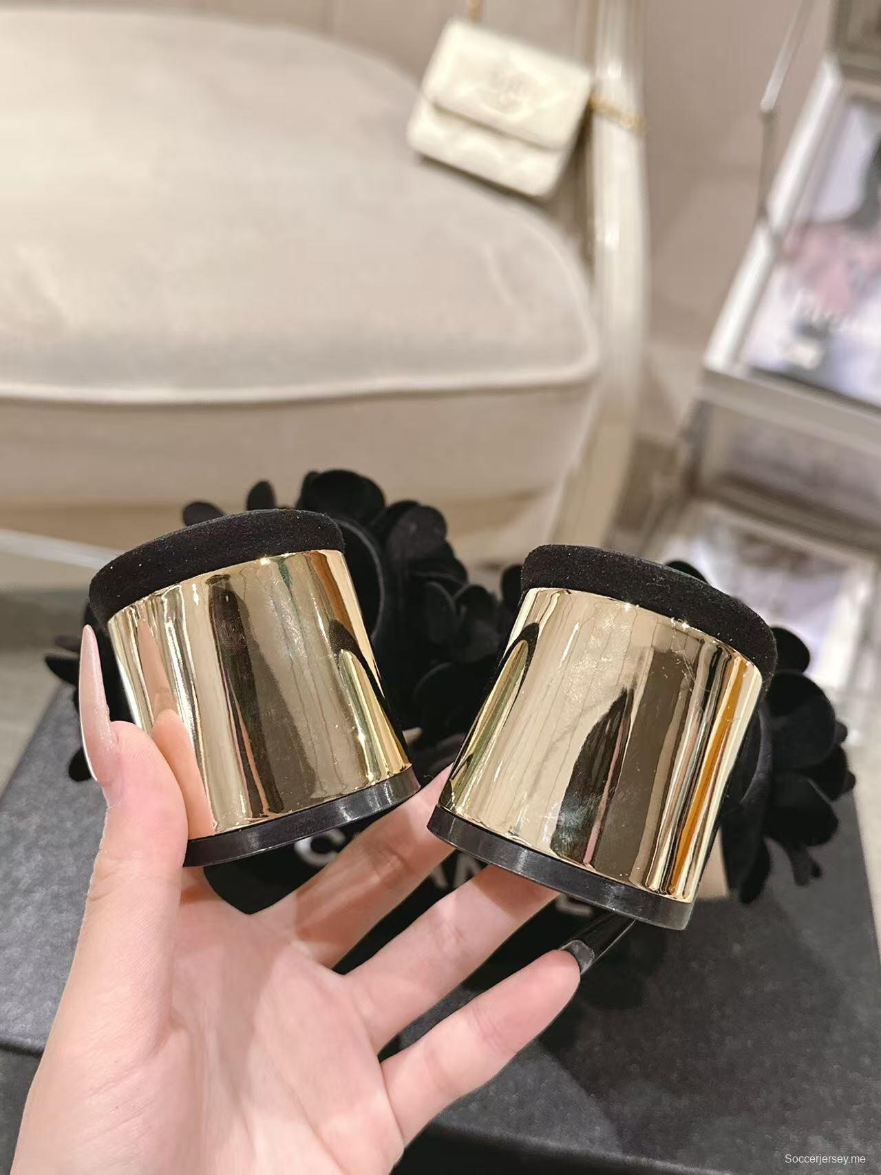 2025 Women Chanel Black Leather Slippers Floral B2032-2